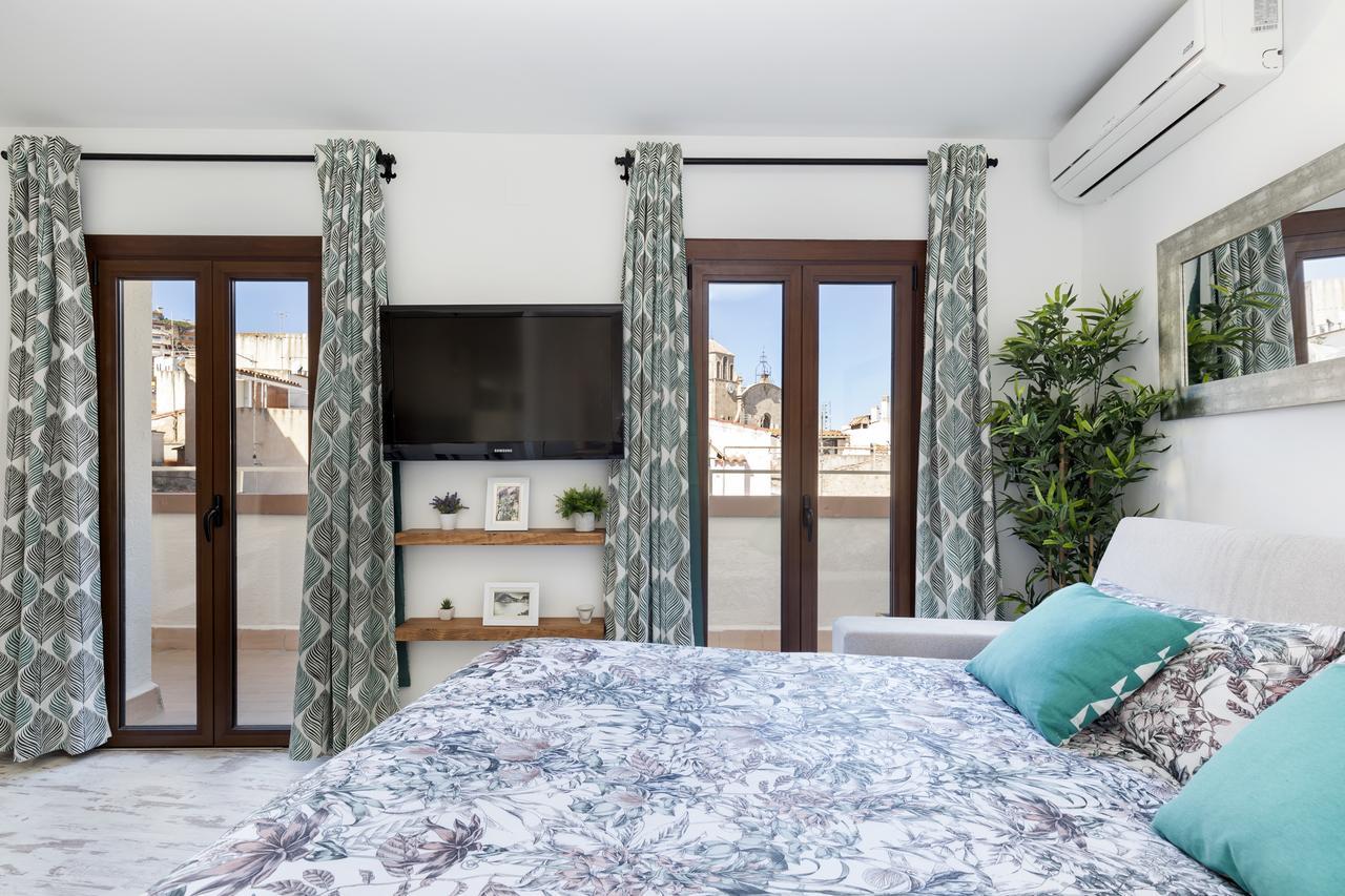 Lets Holidays 1 Minute To The Apartment