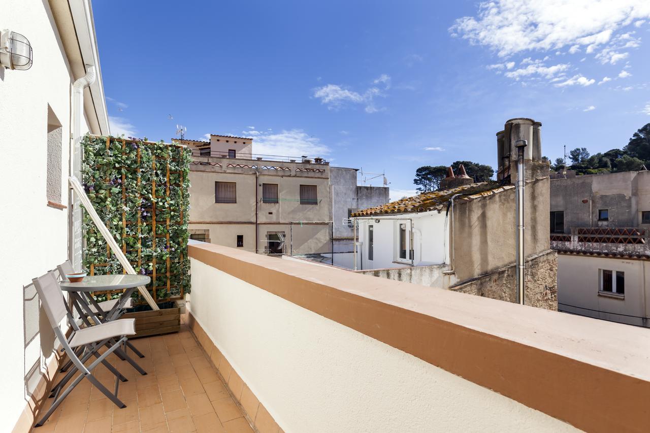 Apartment Lets Holidays 1 Minute To The