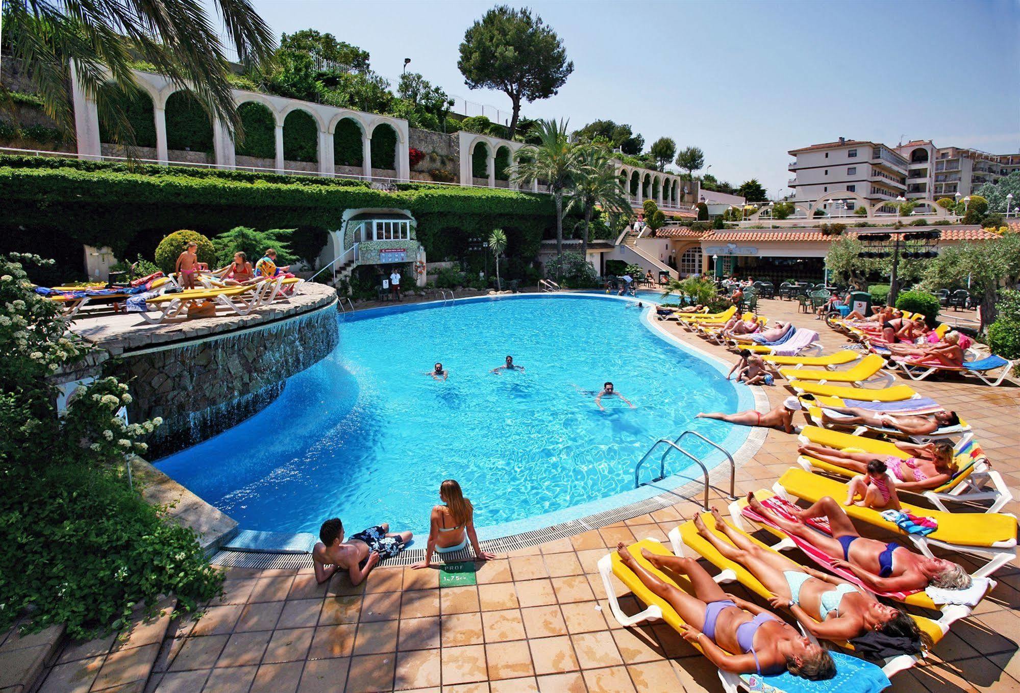 Apartahotel Guitart 3*