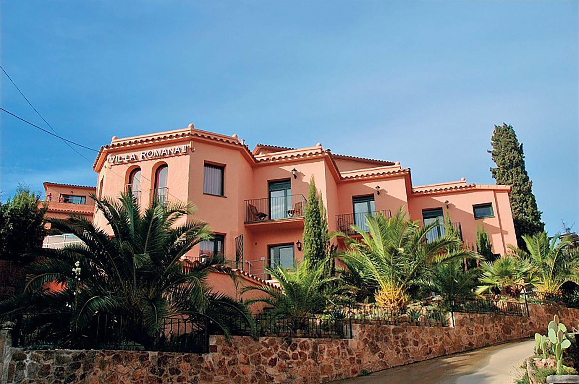 Pierre & Romana Apartamento *