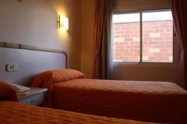 Vela Hotel 2*