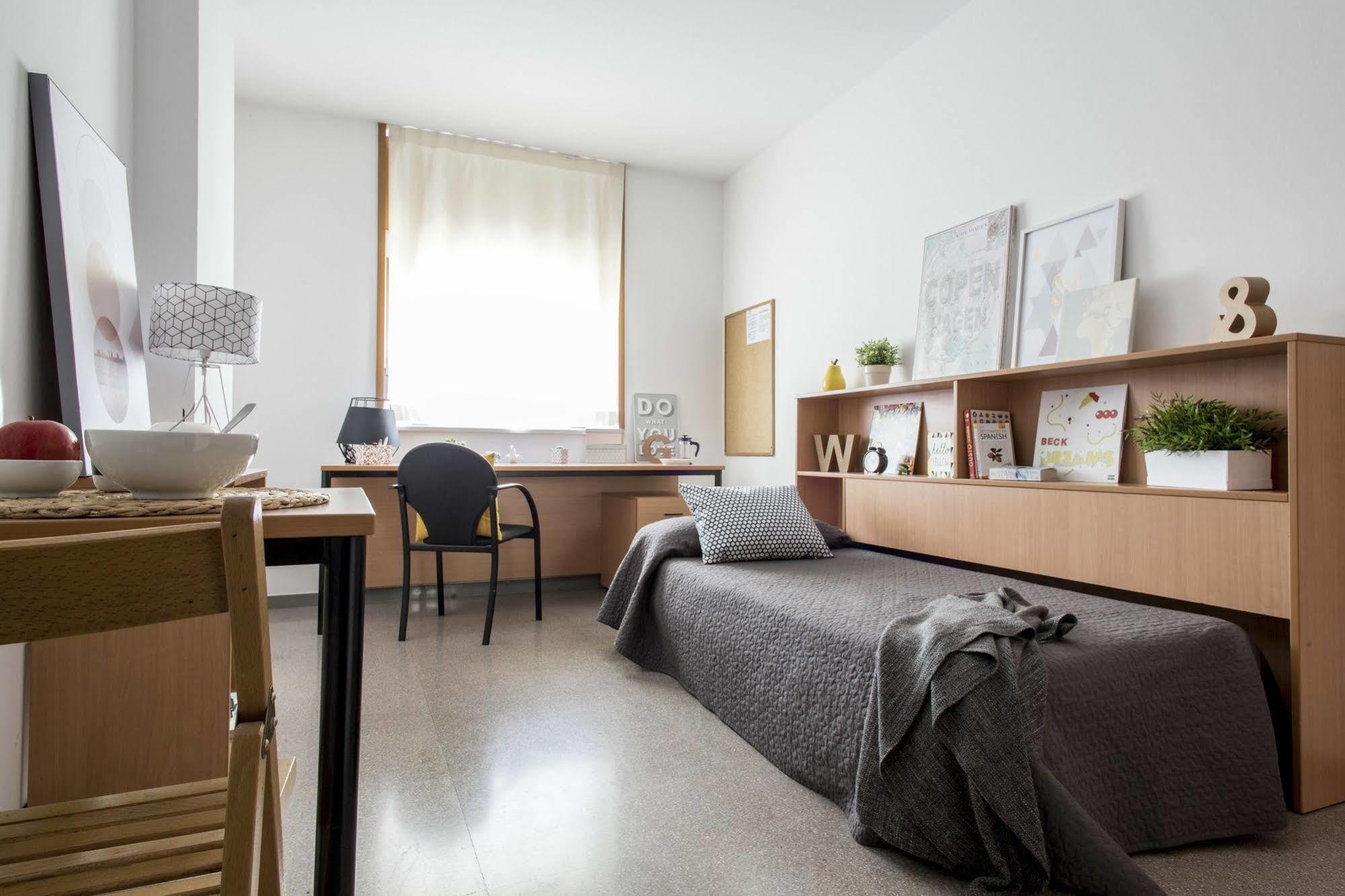 Residencia Universitaria Campus De Montilivi *