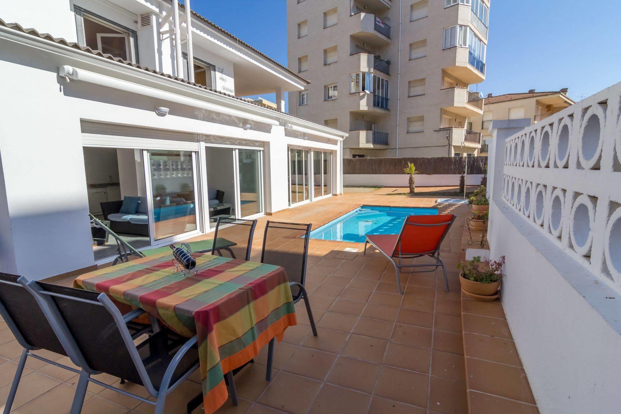 Apartment Agi Acacias *