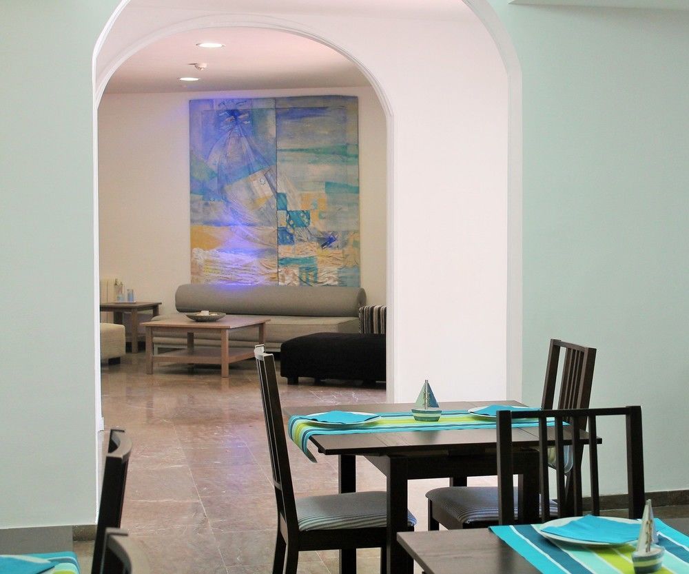 La Caleta De Hotel
