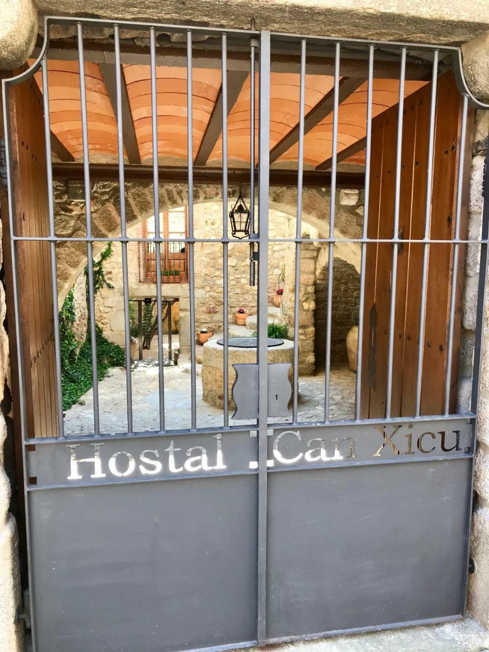 Xicu Hotel