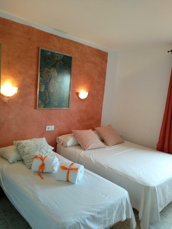Sea Front In Platja With Terrace And Parking *