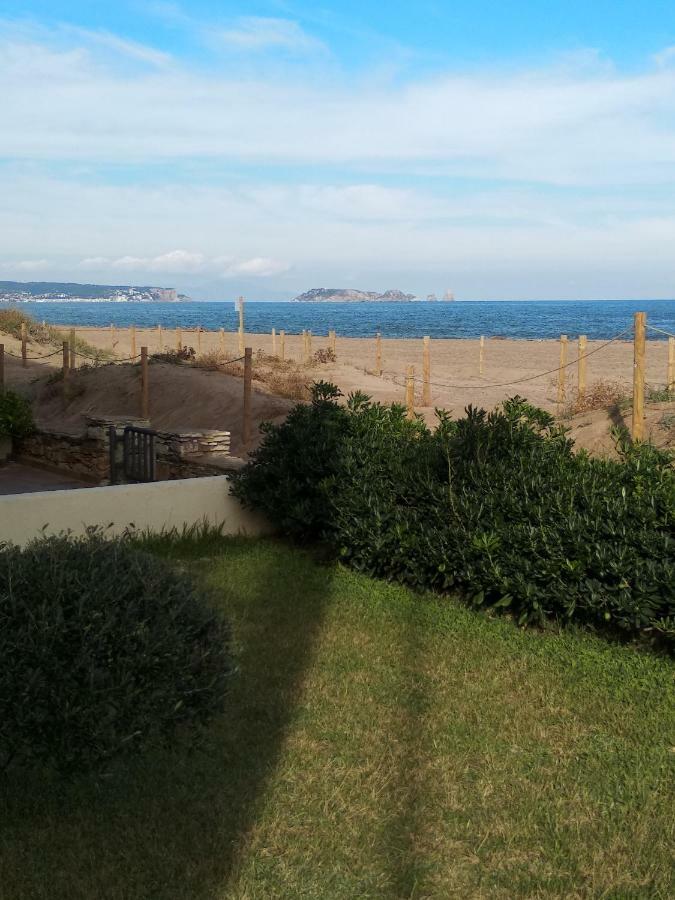 Sea Front In Platja With Terrace And Parking Apartment