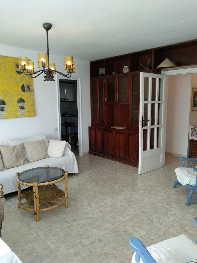 Sea Front In Platja With Terrace And Parking *