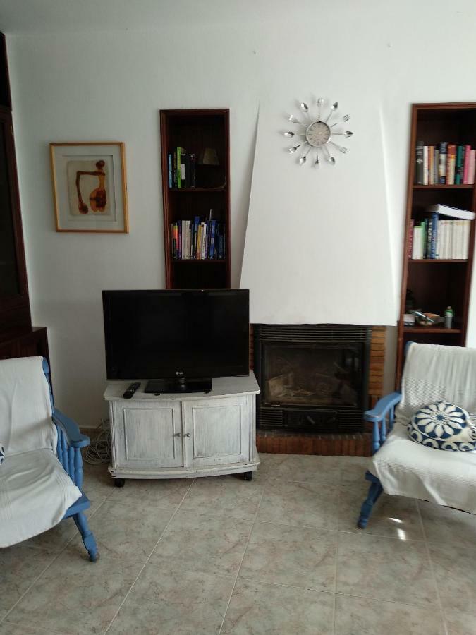 Apartment Sea Front In Platja With Terrace And Parking
