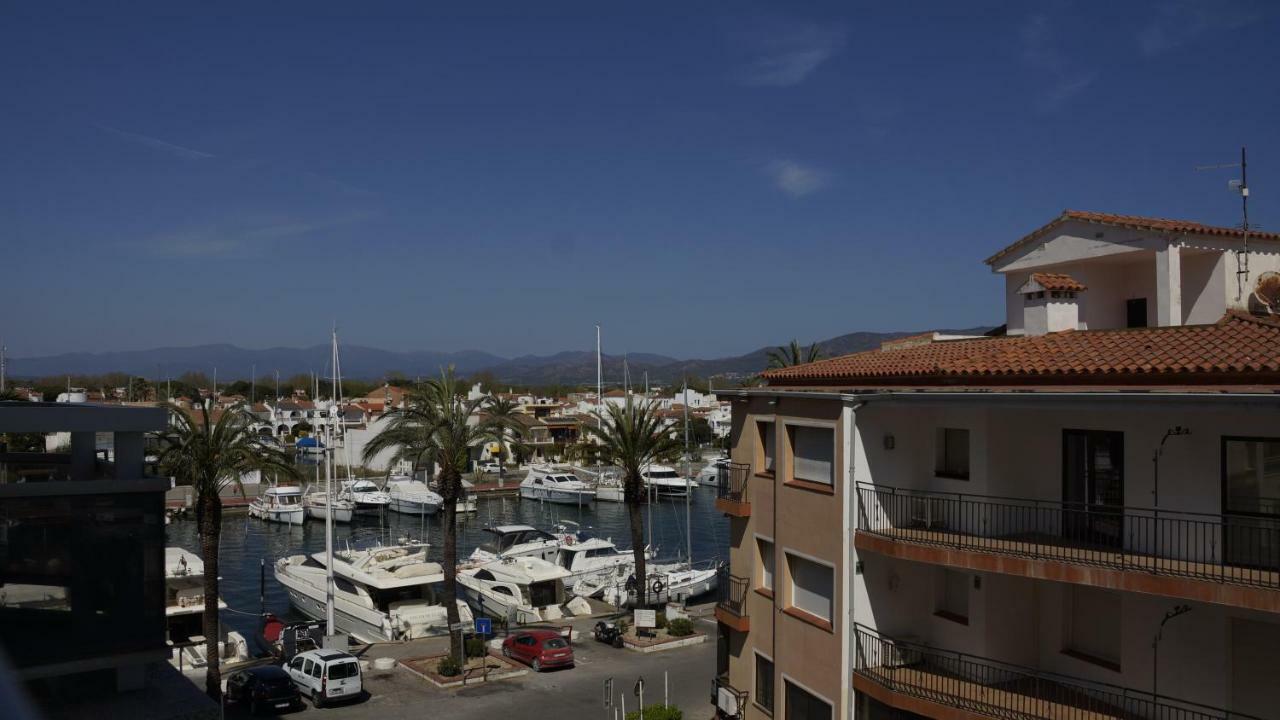 Nautic Empuriabrava * Castellón de Ampurias