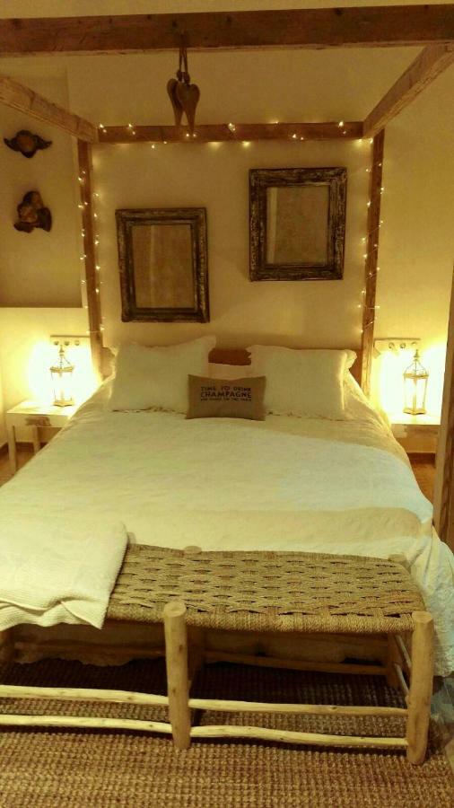 Lamusana (adults Only)