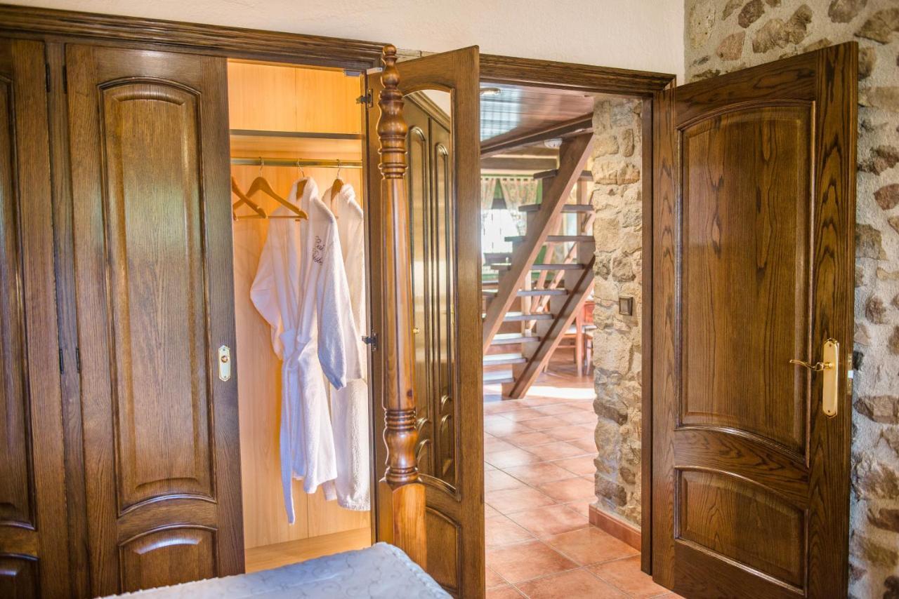 Cal Bisbe, Your Rural Casa rural Capmany
