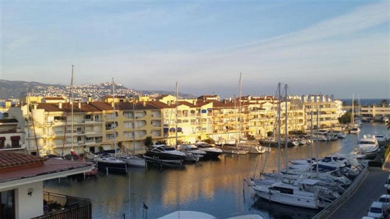 Estudio Vistas Marina Y Mar Ref 295