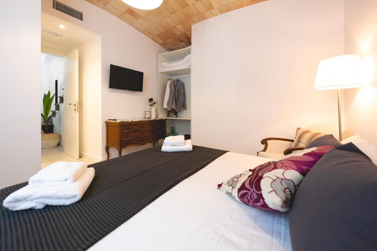 Newly Renovated W Pool & Bikeparking Gerona