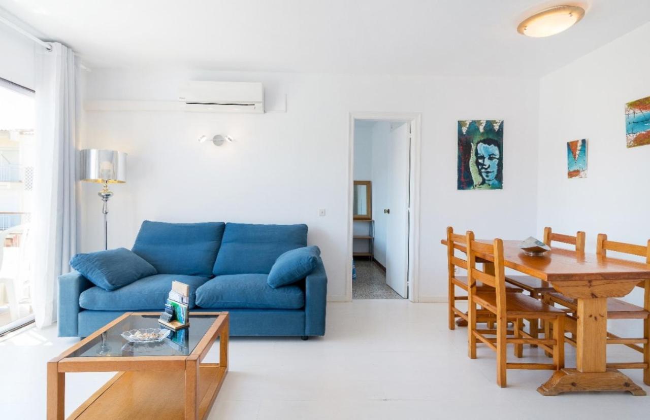 Ebro 5 Apartment *
