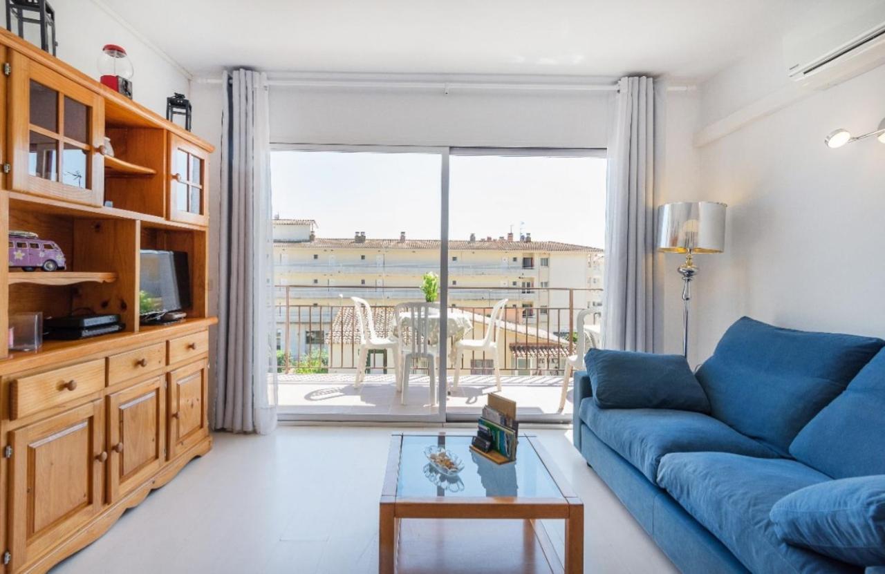 Ebro 5 Apartment *