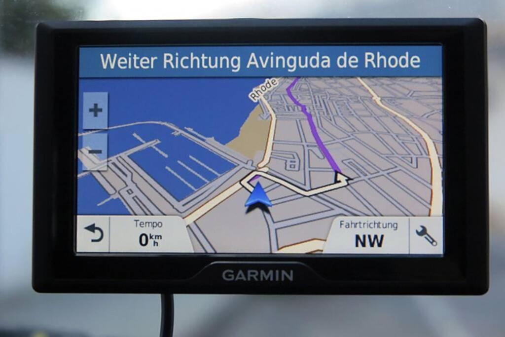 Nahe Strand, Stadt Und Yachthafen - Frisch Renoviert