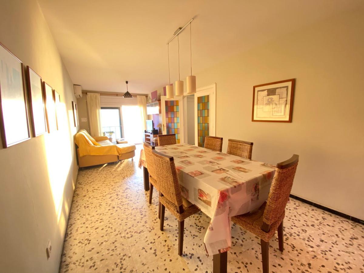 Apartment Agi Avenida *