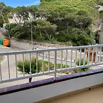 Romántico piso de la playa Fenals