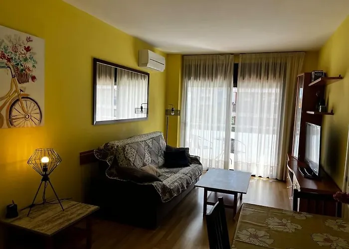 Hermoso apartamento con piscina a 300m de la playa
