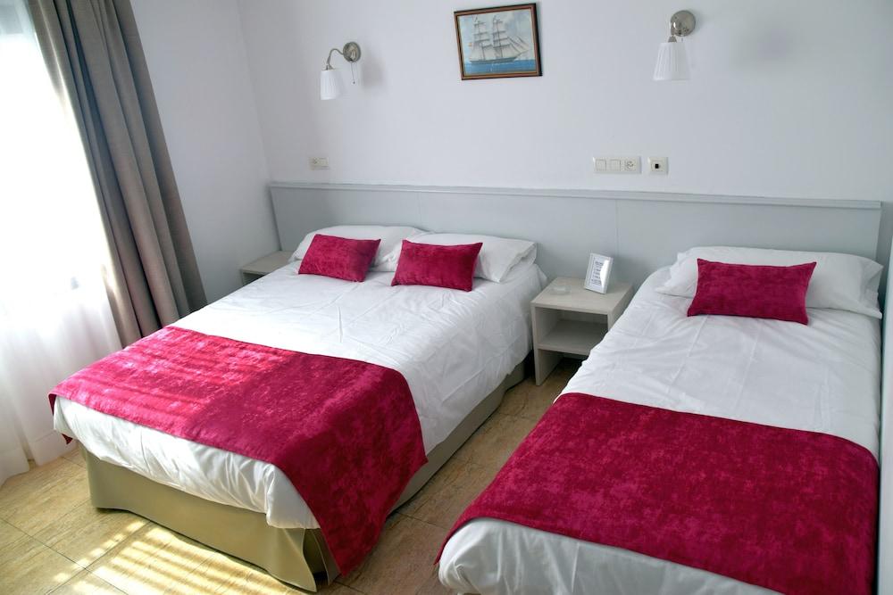 Hotel Bella Dolores 2*