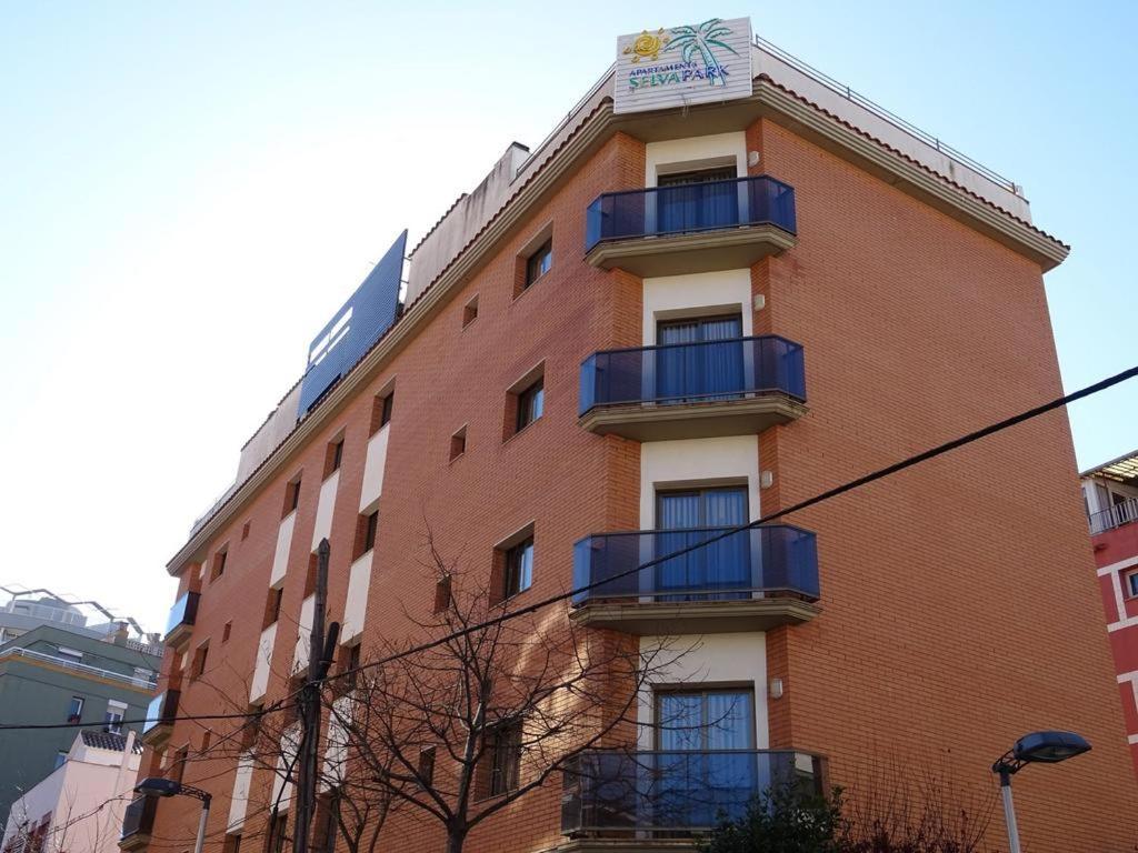 Selva Park Aparthotel *