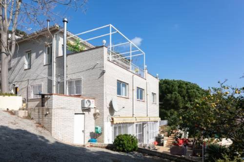 -villa Sleeps 9 With Pool , Seaview, Wifi, Streamingservices Villa Lloret de Mar