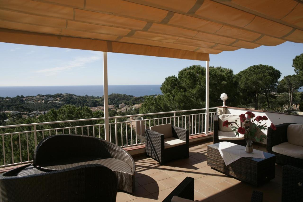 -villa Sleeps 9 With Pool , Seaview, Wifi, Streamingservices *