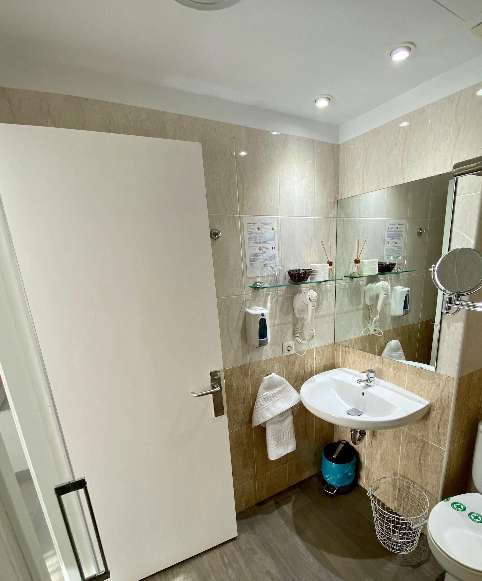 Bella Dolores Hotel 2*
