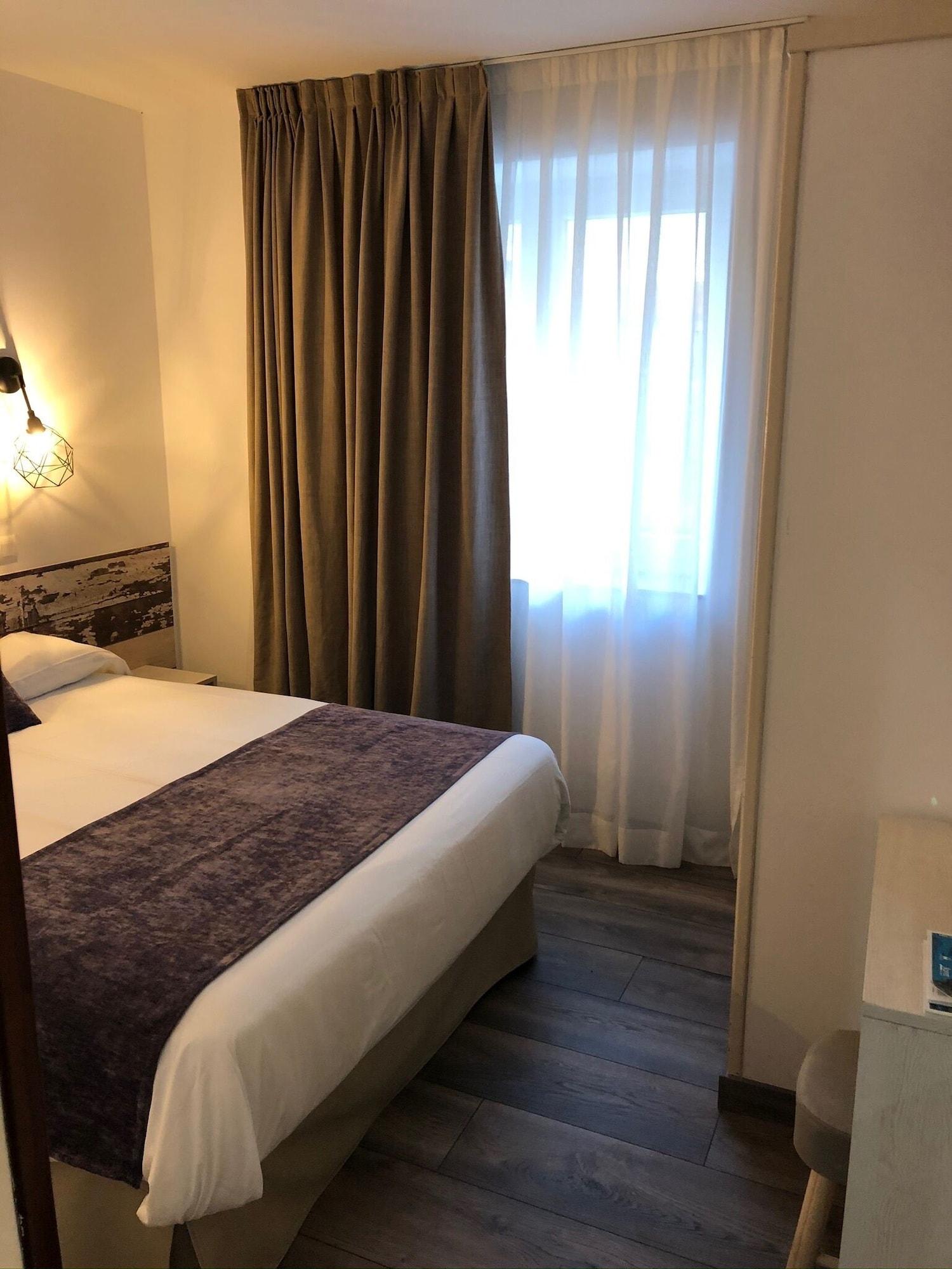 Bella Dolores Hotel 2*