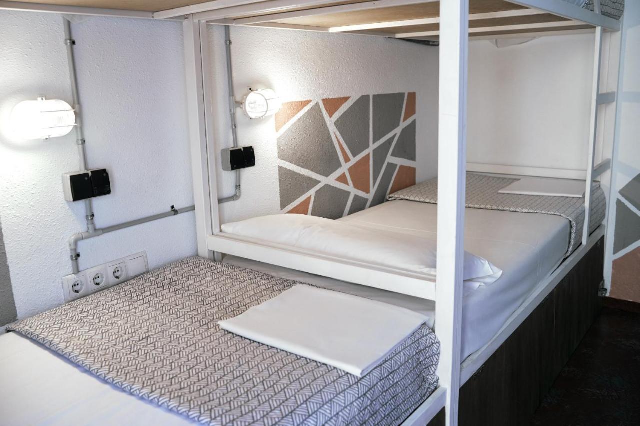 Hostal Loft & Group *