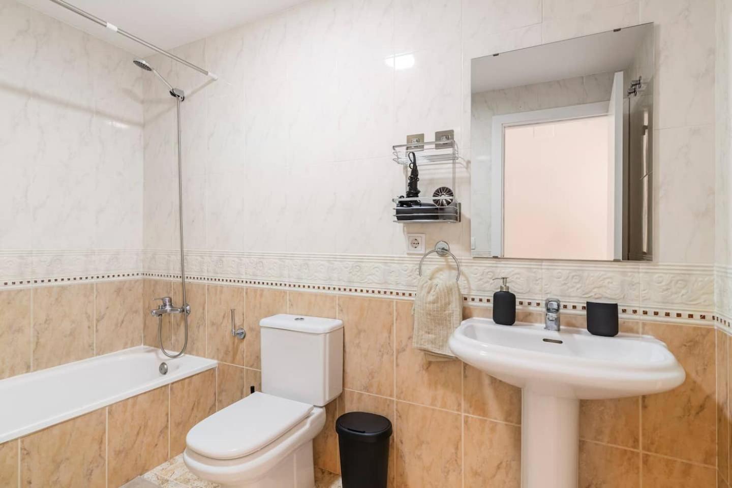Grand Lloret Apartment *