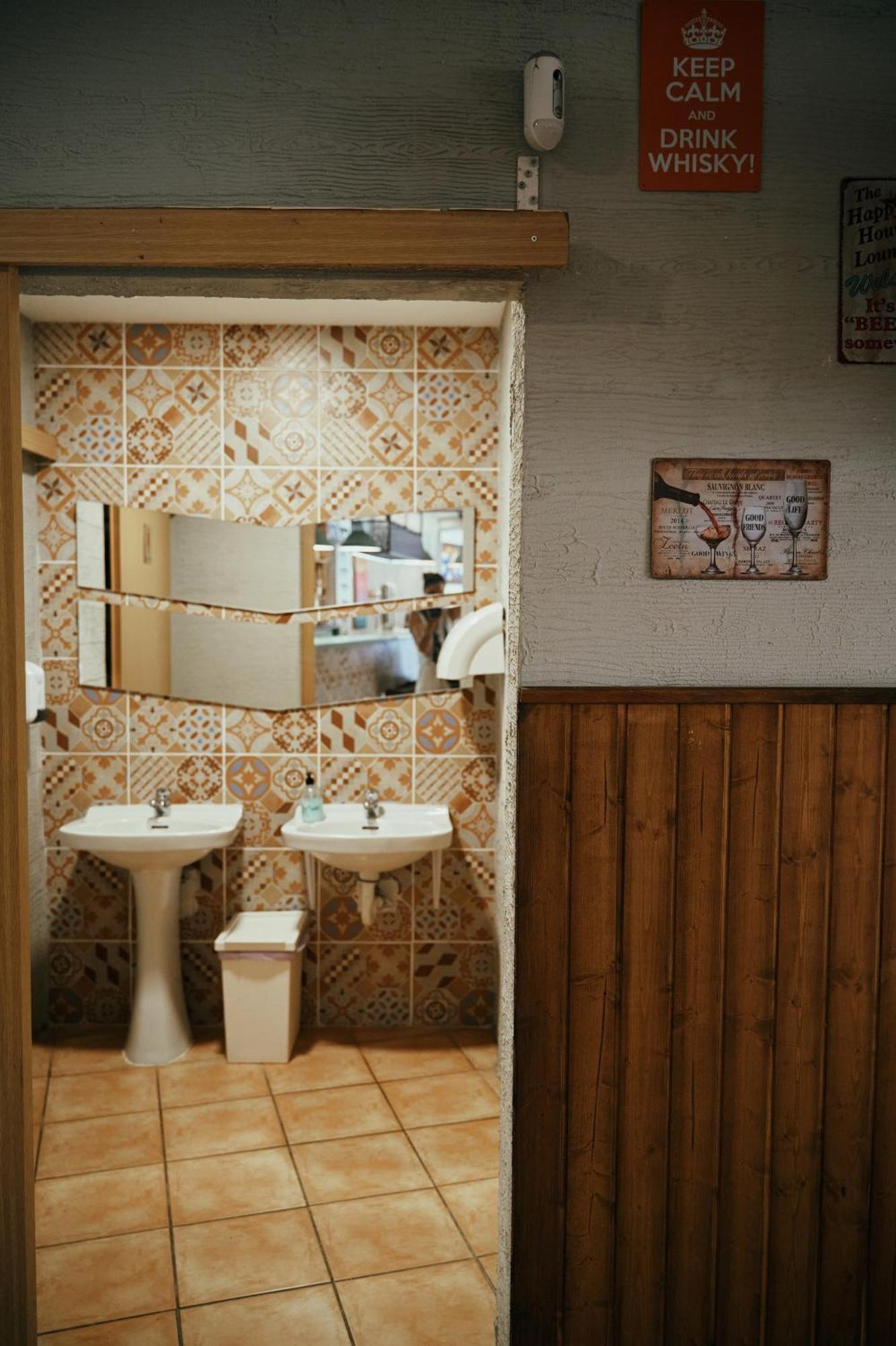 Hostal Loft & Group *