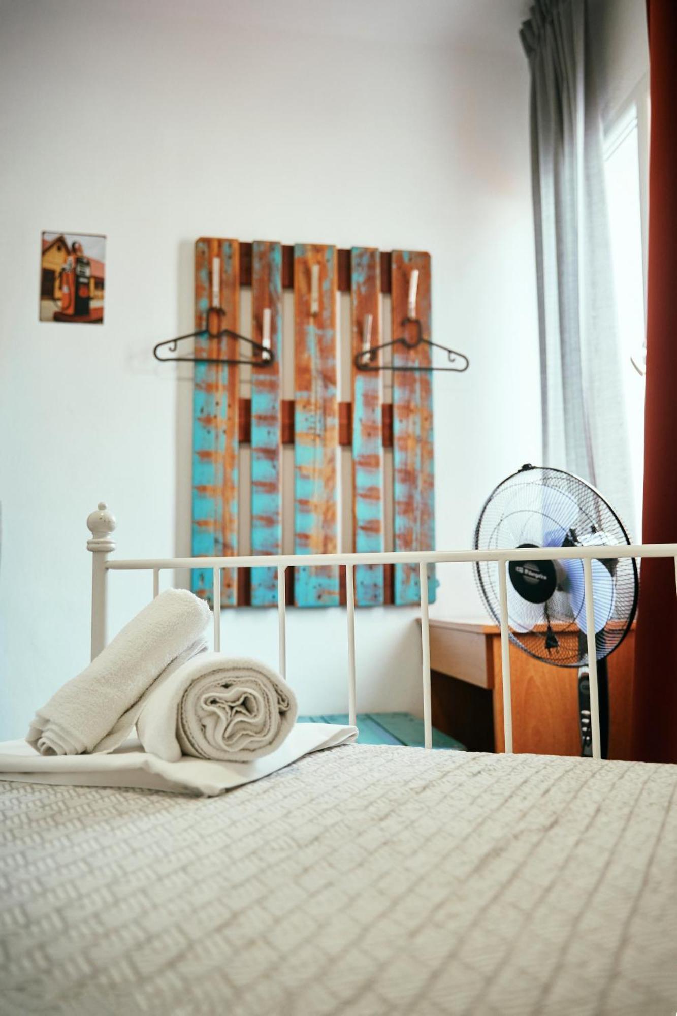 Loft & Group Hostal Lloret de Mar