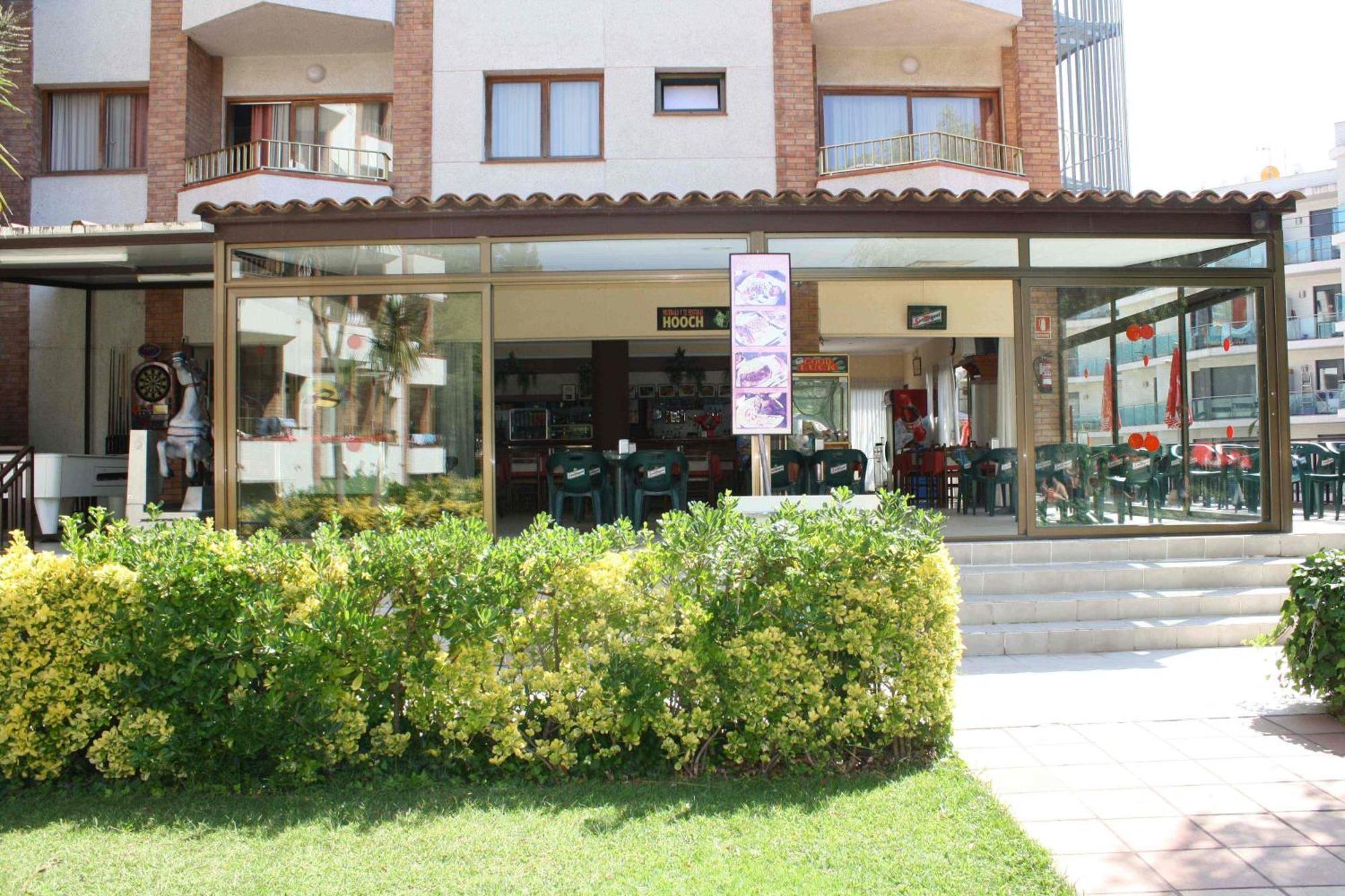 Apartahotel Mariposas 2*