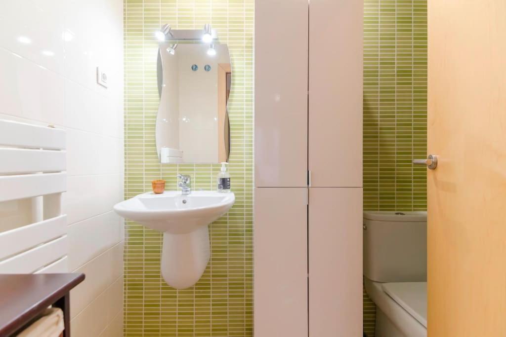 Sa Boadella Con Piscina Y Garaje Close To The Apartamento Lloret de Mar
